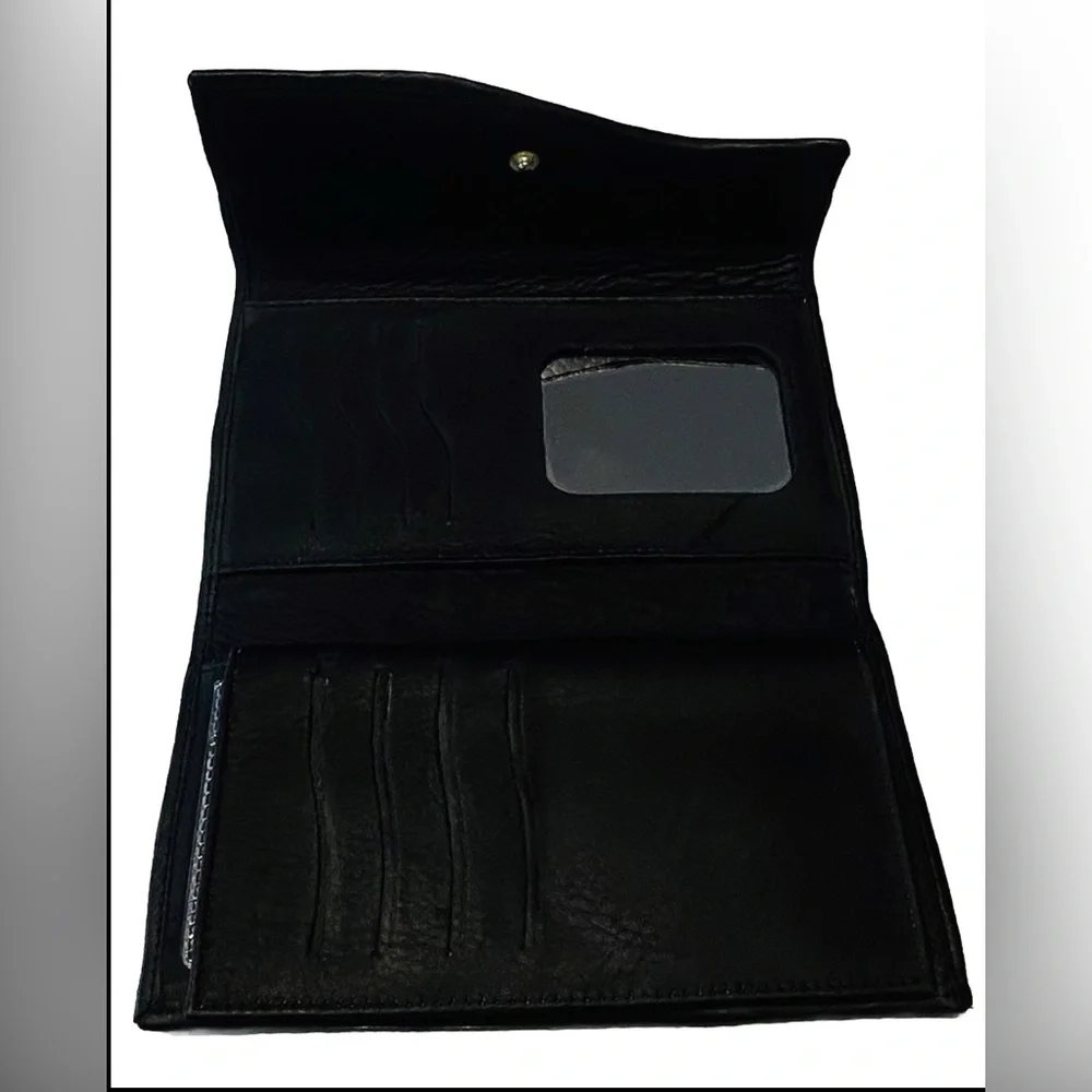 Y2K Colombia Trifold Women’s Black Leather Wallet Floral Design Flowers NWOT